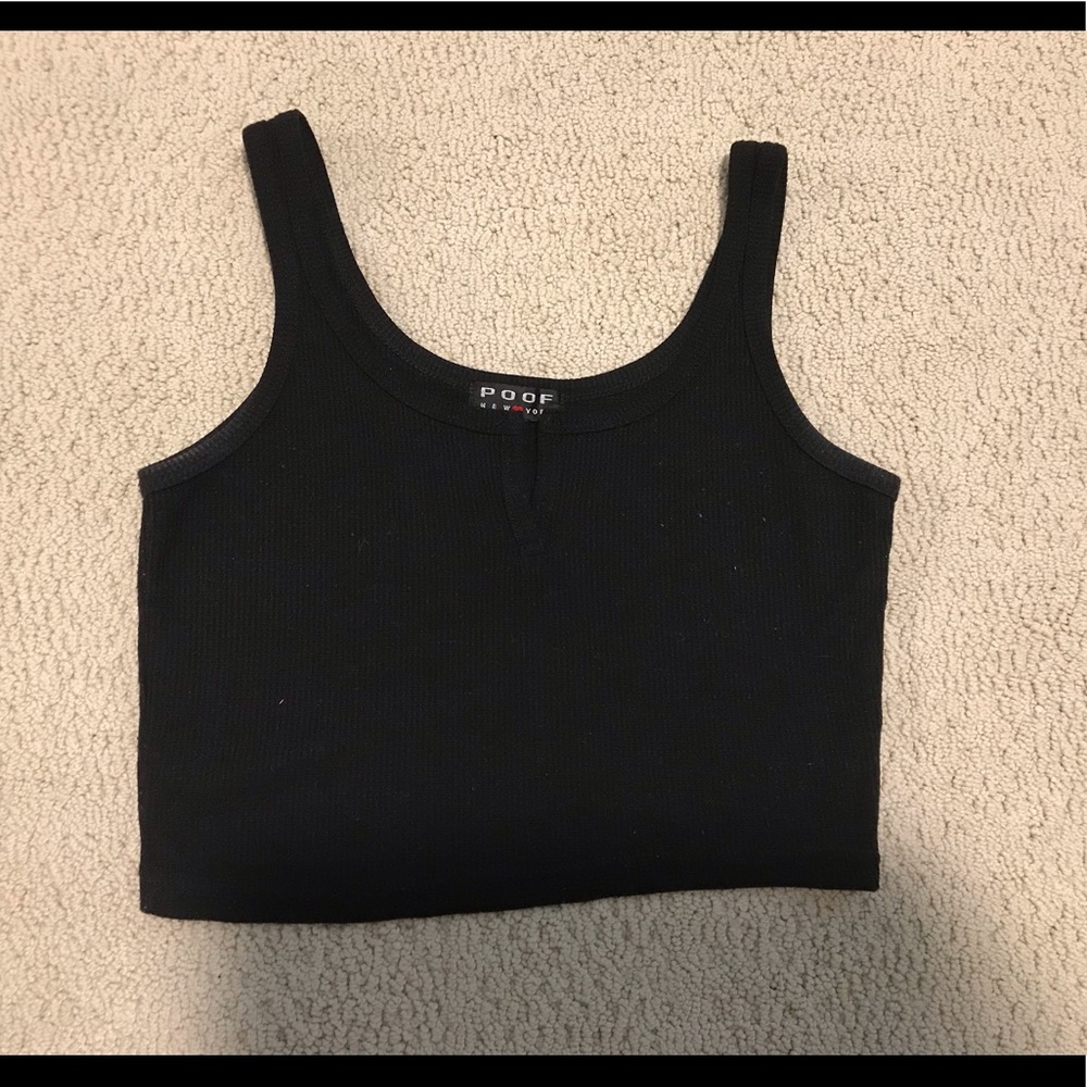 Black crop tank top